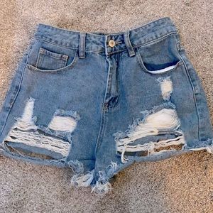 High-waisted Ripped Jean Short Never Worn